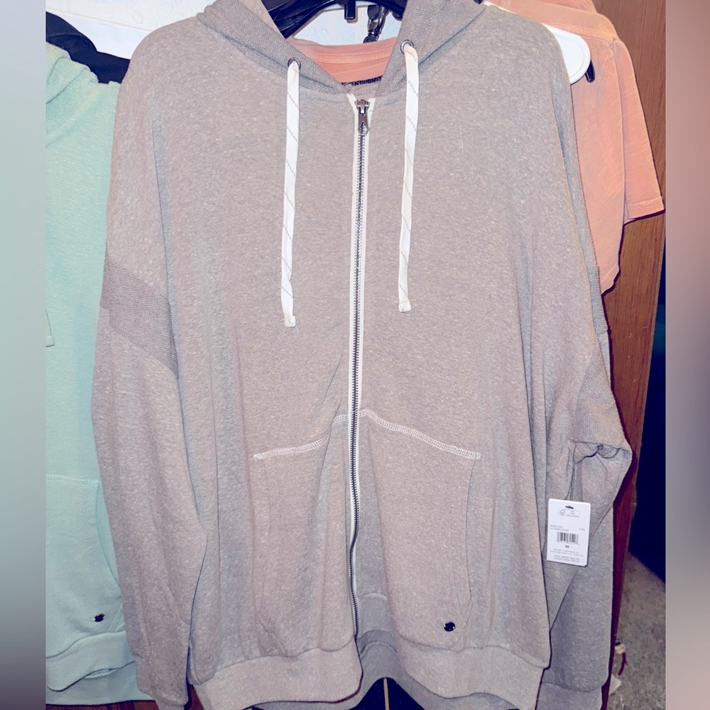 light heathered purple/gray thin Volcom lived in zip up hoodie NWT size medium